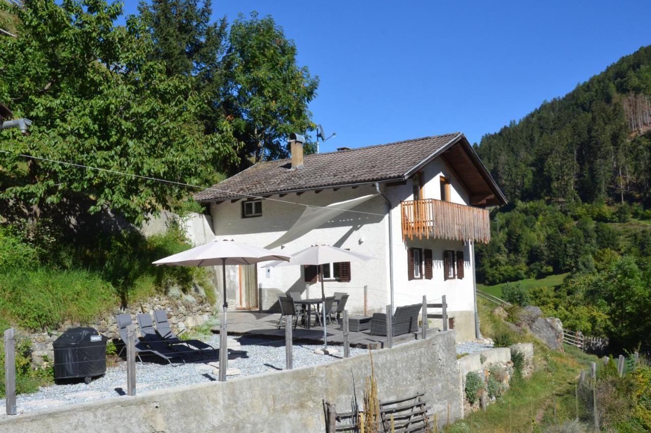 Stilfser Haeuschen Mit Blick Auf Koenig Ortler Vila Exterior foto